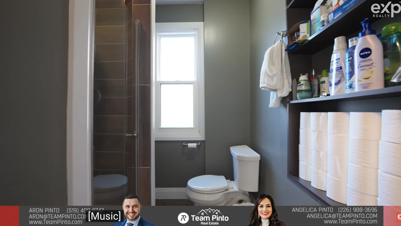 25 Major St Bathroom INT.webp