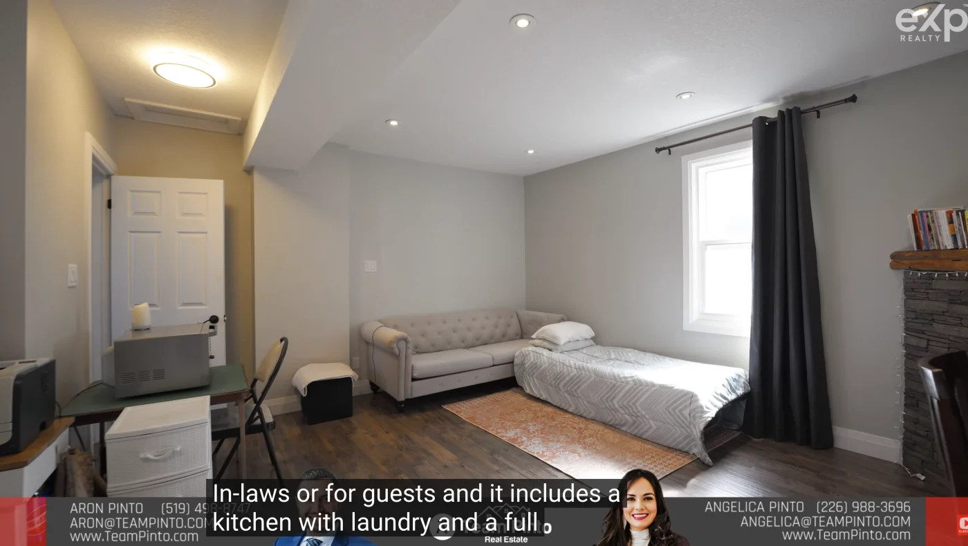 25 Major St - Interior lounge area - WR door.webp