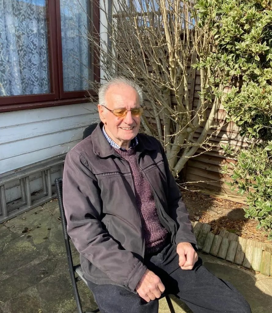 Screenshot_20220917-194705_Chrome Beta-01.jpeg