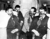HE1.5 p46_oxygen masks.jpg