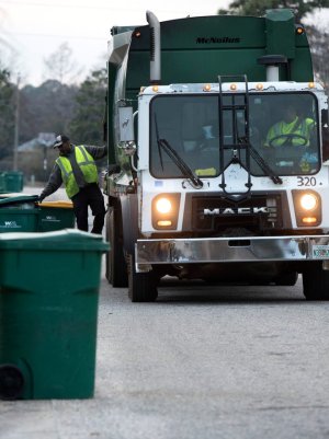 636524251840373632-Waste-Pro-6.jpg