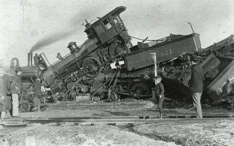 Street-Stories-train-wreck.webp