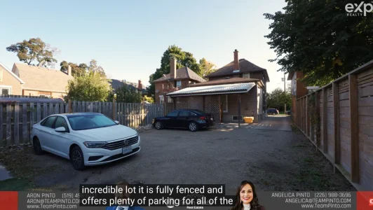 25 Major St - backyard EXT.webp