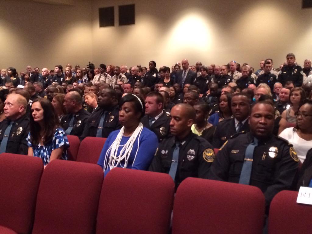 CFI4fGGVEAAwR-J.jpg:large