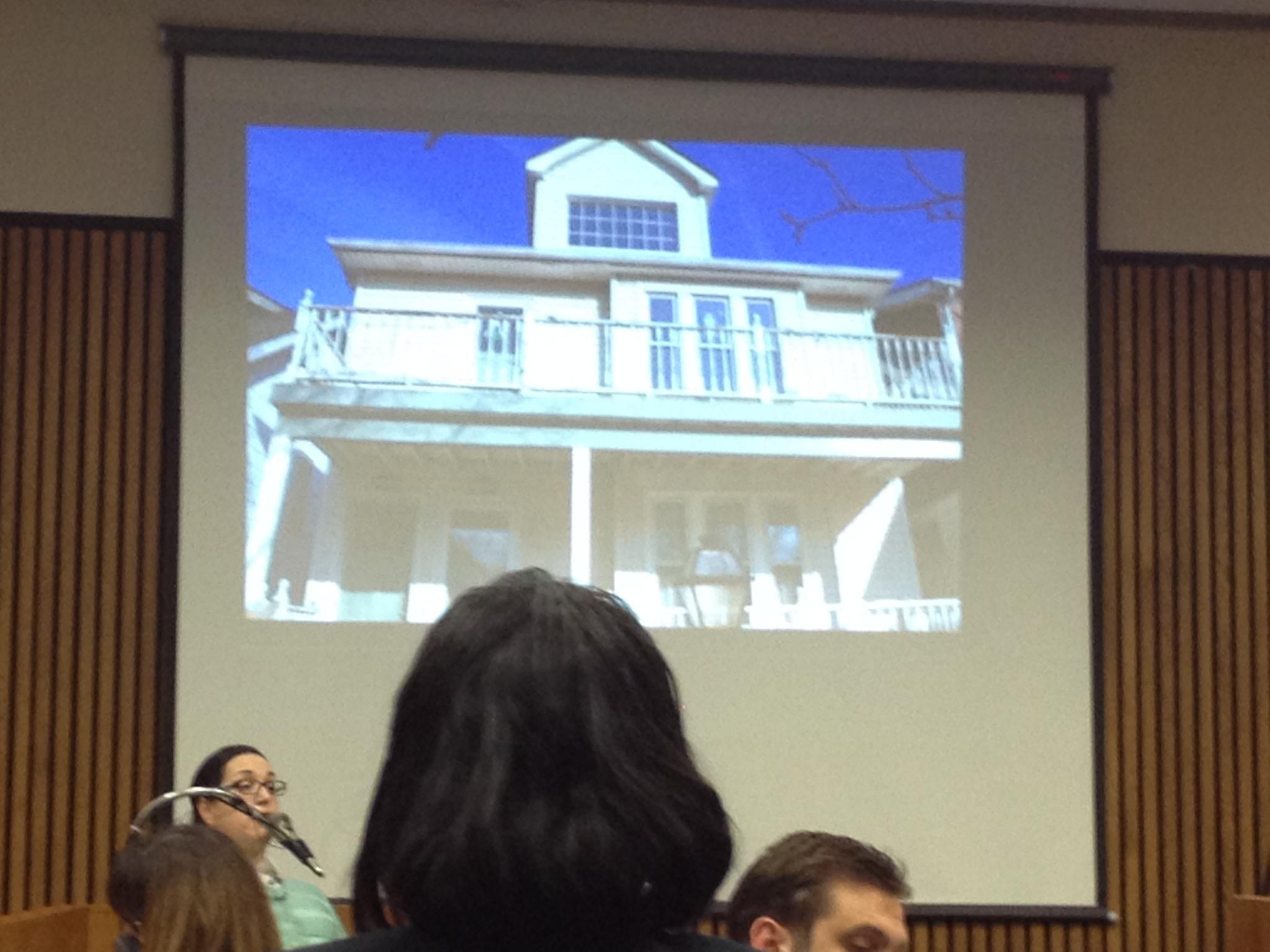 Bz7b9dsIYAEqtKM.jpg:large