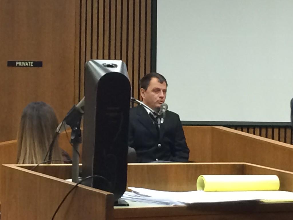 B2VMJXOIcAAB0IZ.jpg:large