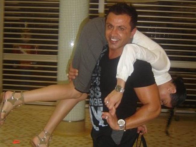 d27e98a2963c1efee6bbafdf39098647