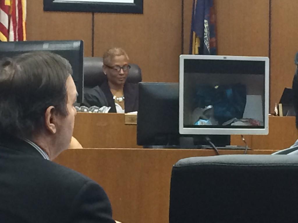 B2vYcqkIIAAwz9G.jpg:large