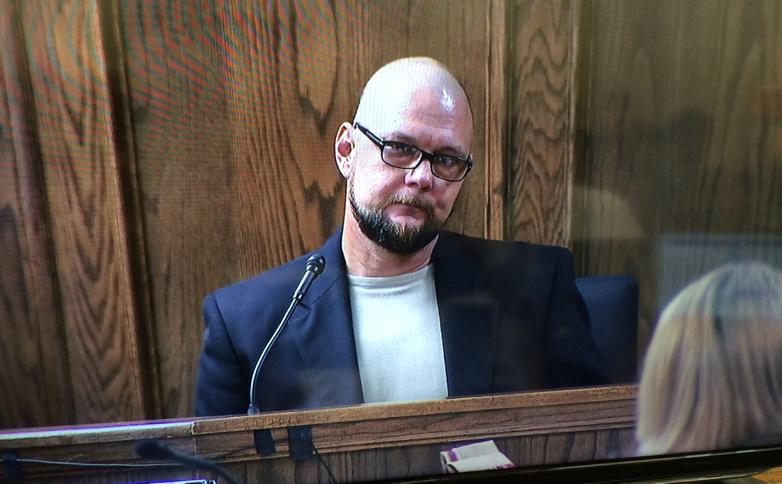 B9v03ZyCYAAJ1DO.jpg:large