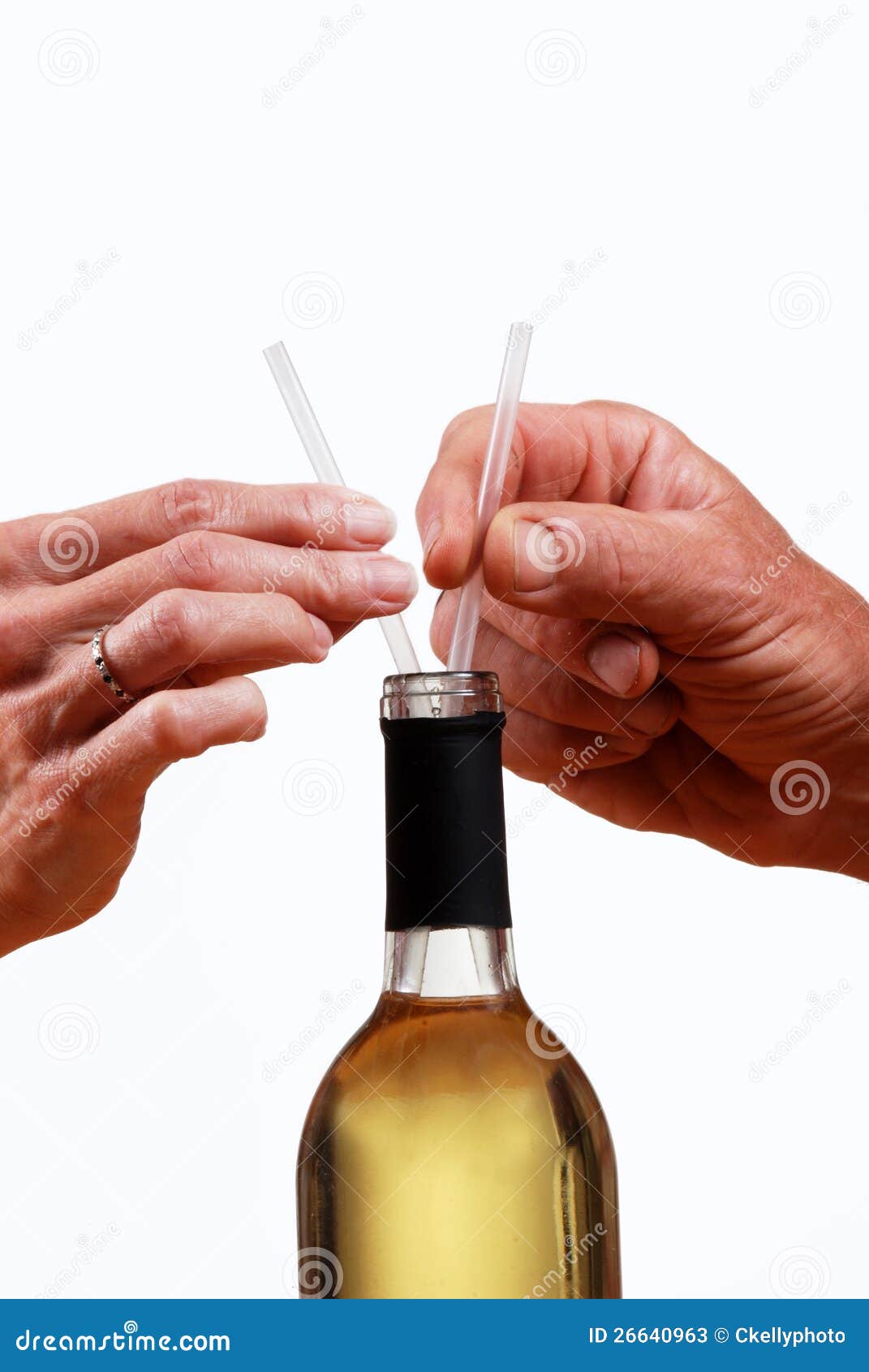 wine-bottle-hands-holding-two-straws-26640963.jpg