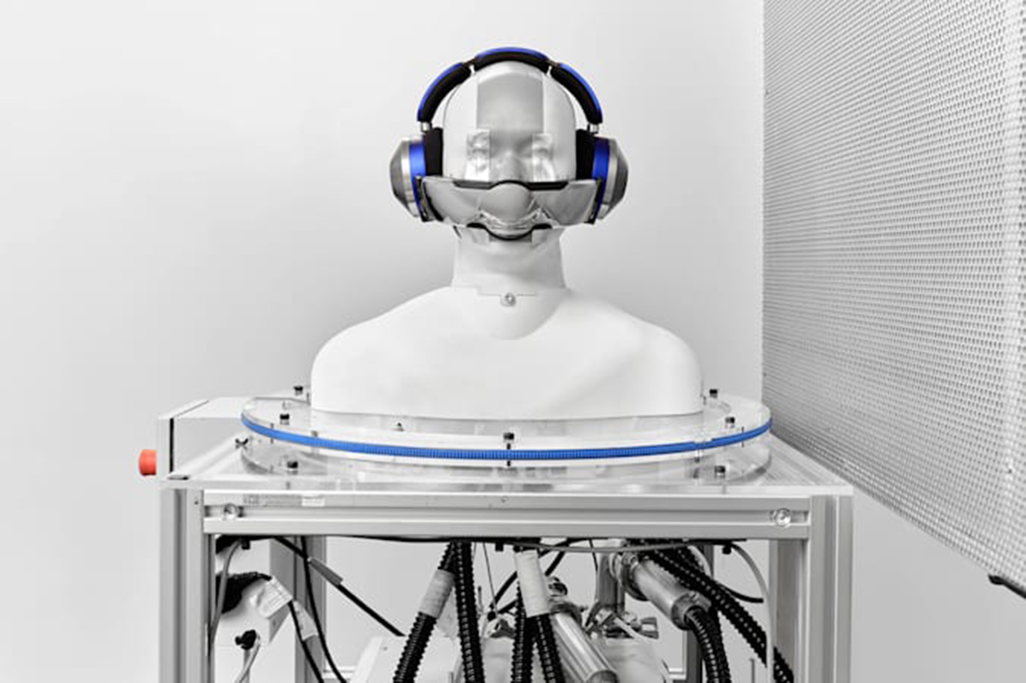 dyson-01.jpg