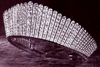 KokoshnikTiara.jpg