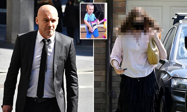 www.dailymail.co.uk