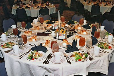 Banquet_Table_2.jpg