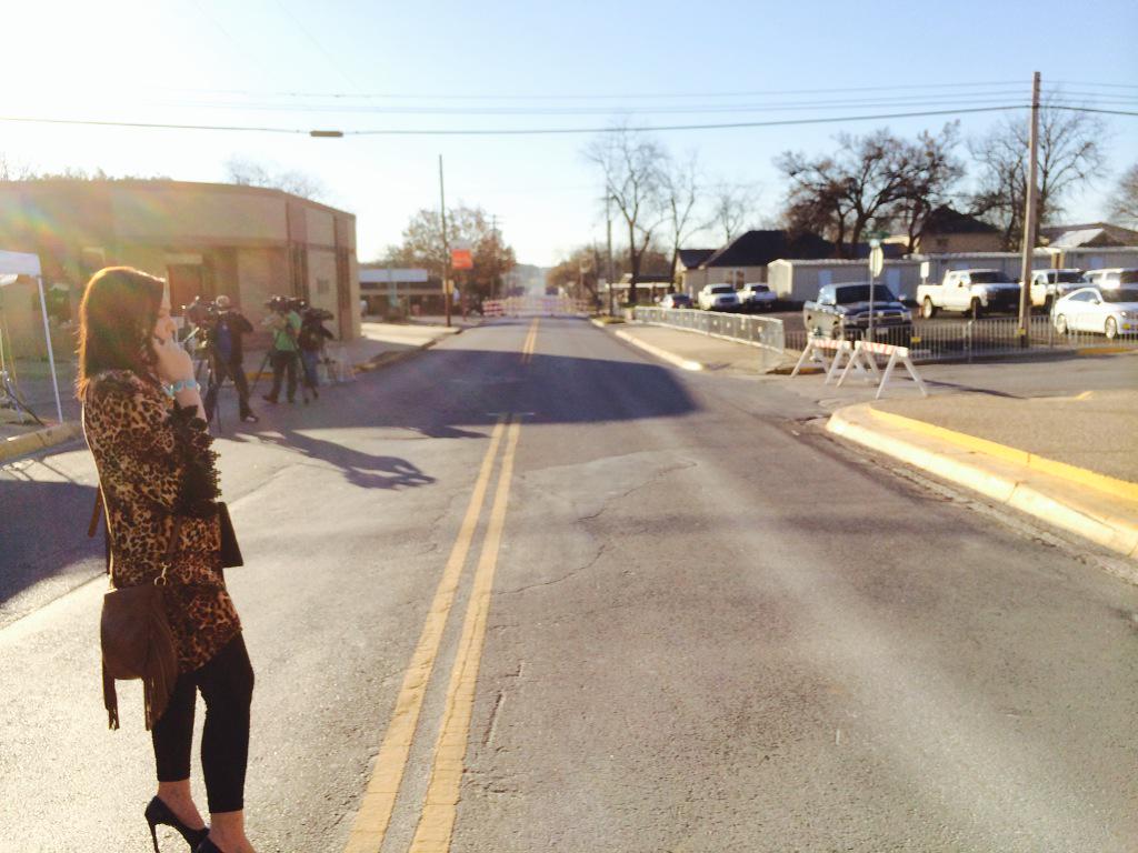 B9kg8fvIcAIkUVP.jpg:large