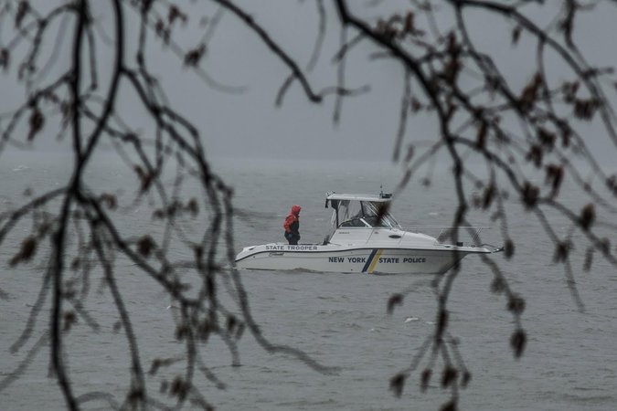 01KAYAK1-master675.jpg