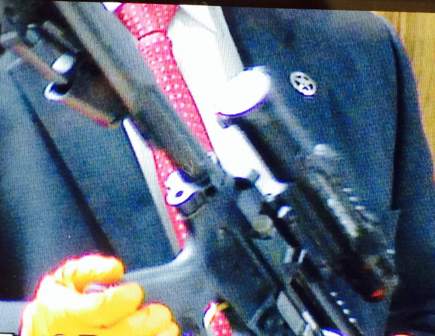 B-EnveTCcAACO9w.png:large