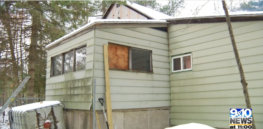 aq-window2-jpg.214672