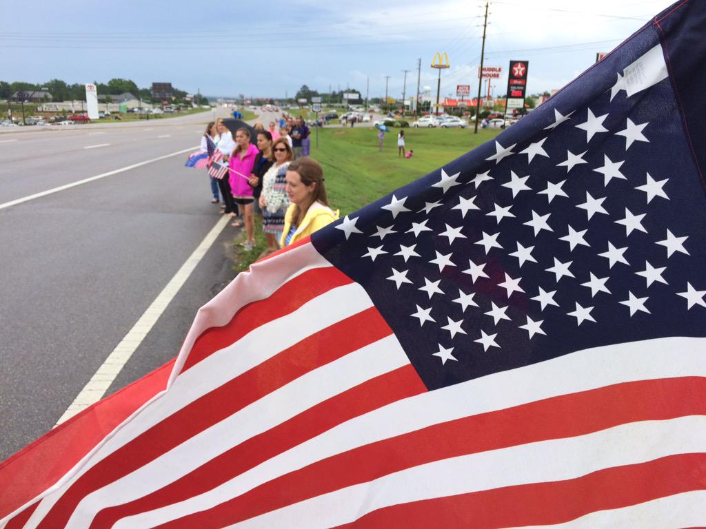 CFE1bveWEAE_I-b.jpg:large