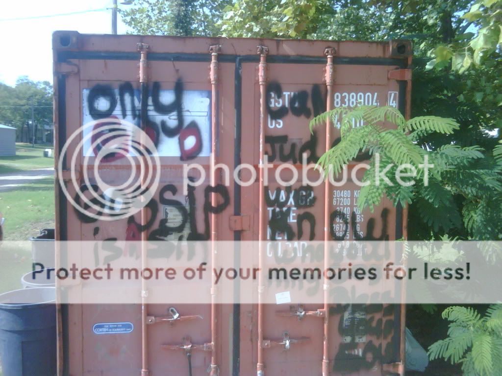 shippingcontainer1.jpg
