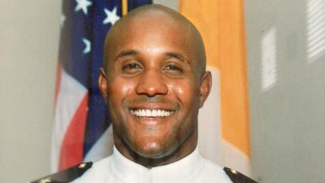 ht_chris_dorner_dm_130207_wg.jpg