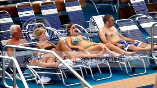 cruise01.jpg