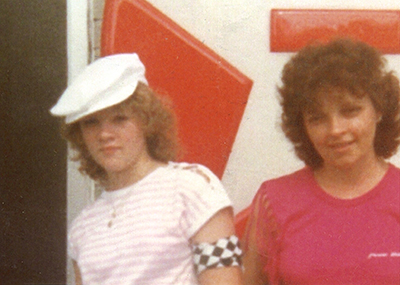 tavia-and-sheri.jpg
