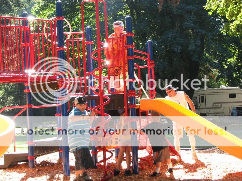 sept2008EthanPlayground005.jpg