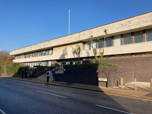 0_Hove-crown-court.jpg