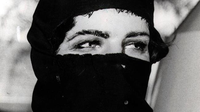 38d4c15c7b34f85c275a513059886895