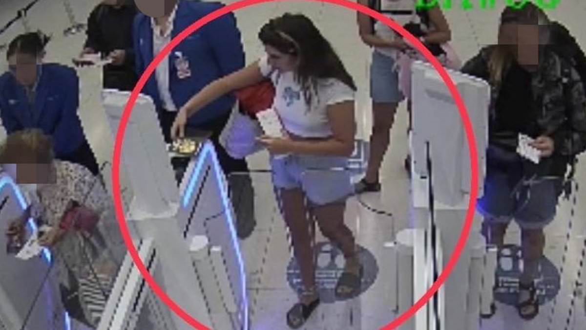 www-dailymail-co-uk.cdn.ampproject.org