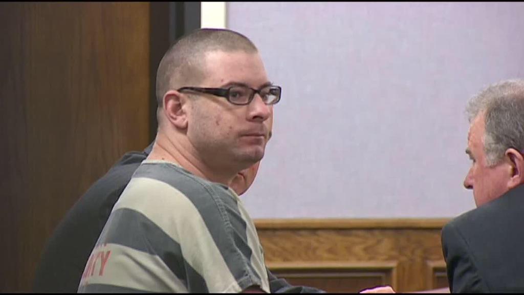 B9MXL8vCIAAJuNN.jpg:large