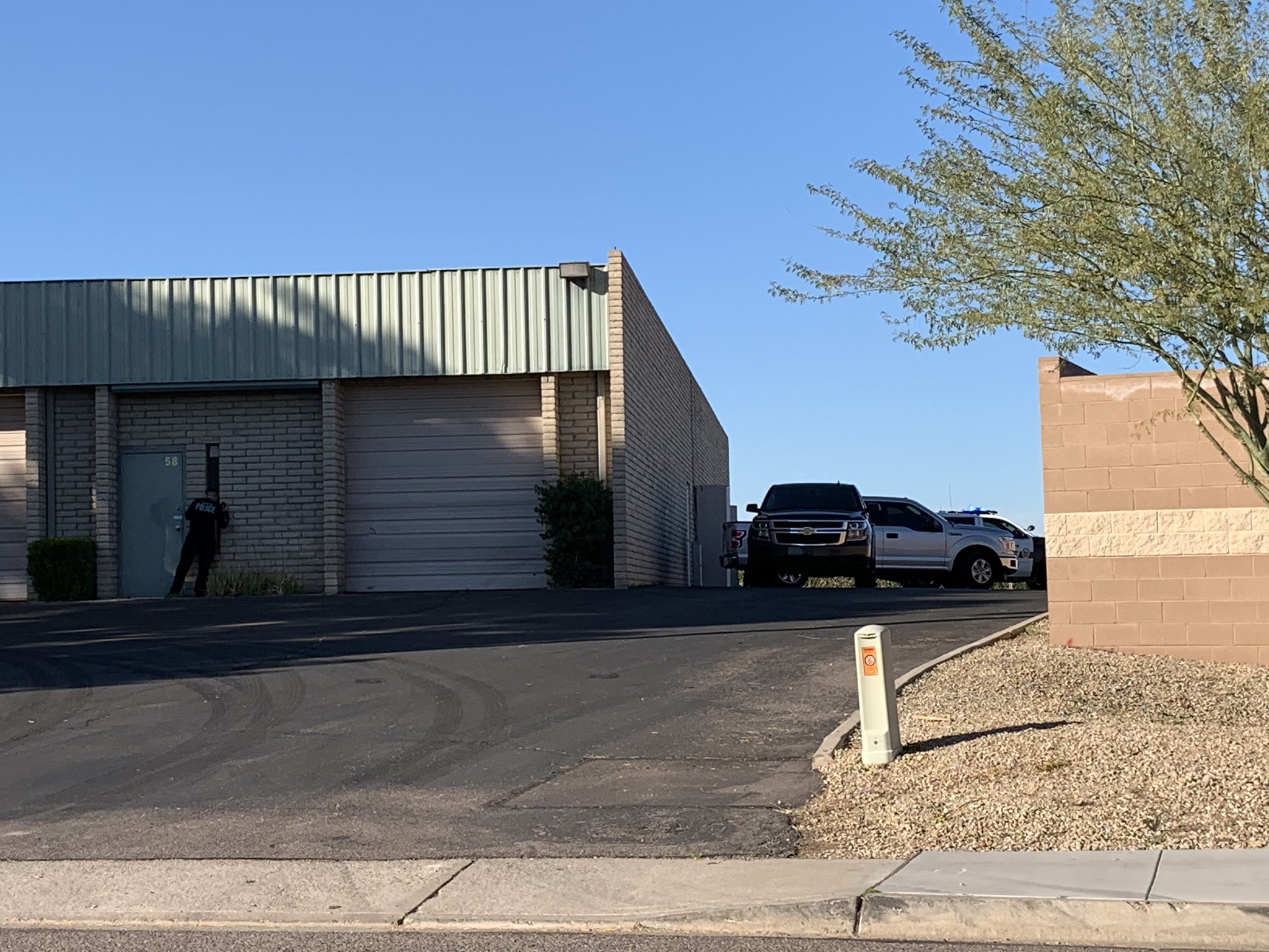 EOmPVV1U0AA9PE6.jpg:large