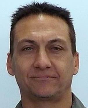 Desmond Freeman (Filby) is described as being Caucasian, 183cm tall, medium build, short dark hair and brown eyes.
