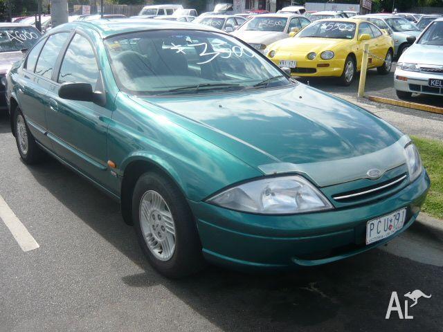 ford_falcon_futura_au_nbsp_1998_19430077.jpg