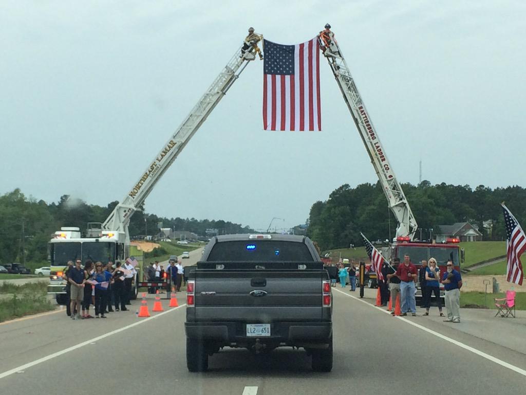 CE--a4cWoAAQ0kE.jpg:large