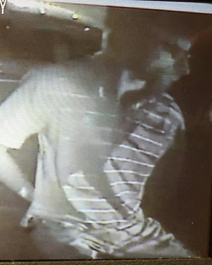 B-D_s4BCEAApR0x.png:large