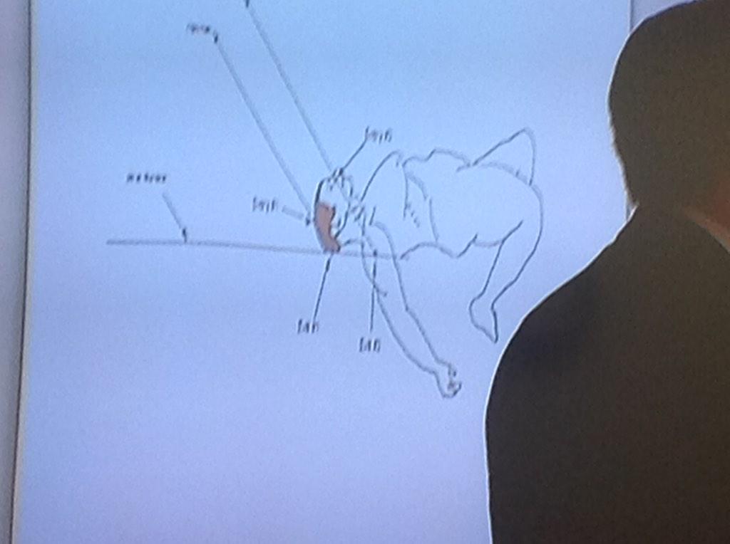 B-ogNyGUEAALjat.jpg:large