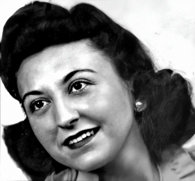 lola-ada-celli-_1_en_ci-png.269770