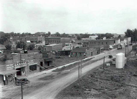 Street scene in Goodhue during the Goodhue Friendship Tour, 1925 Street scene in Goodhue during the Goodhue Friendship Tour, 1925