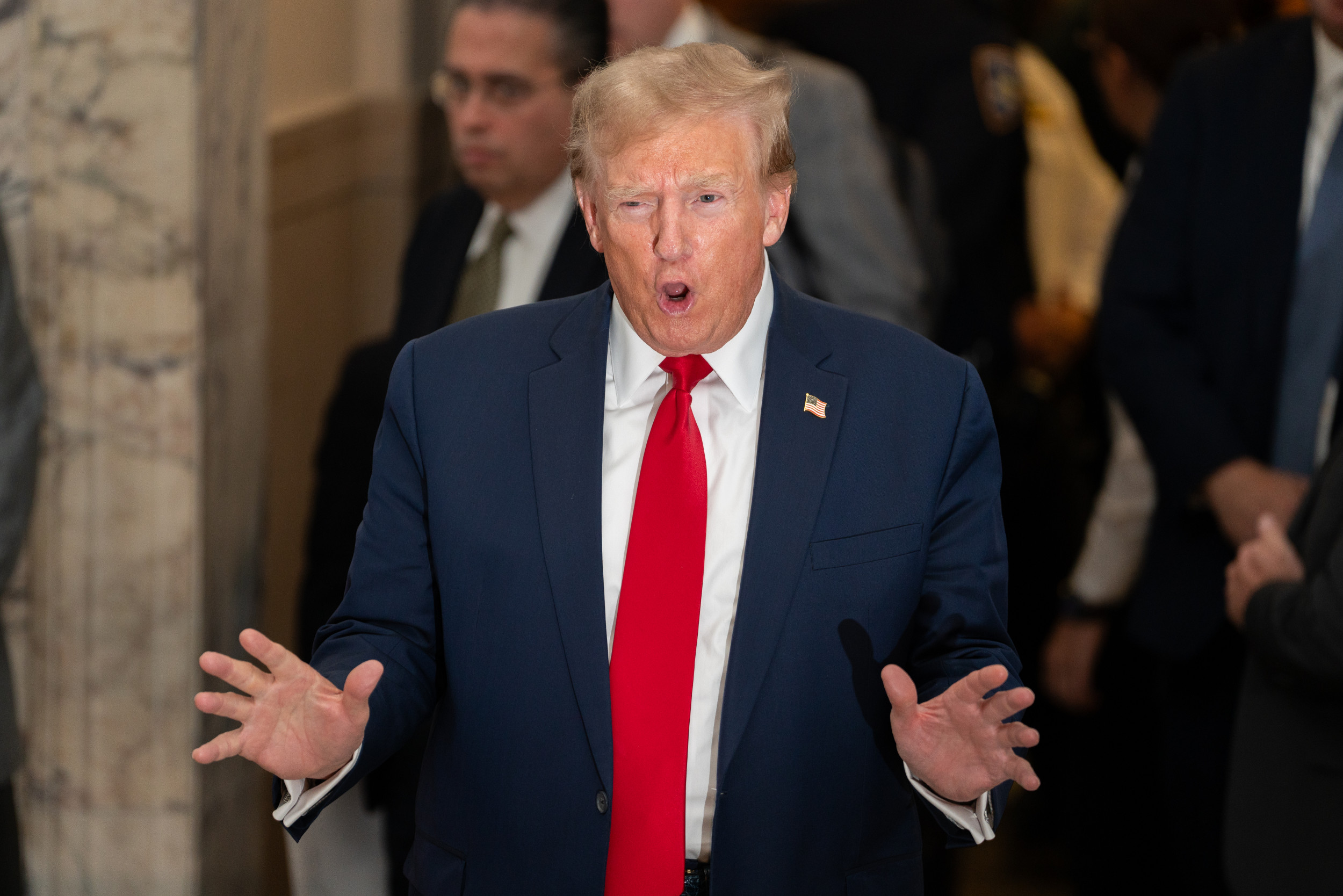 www.newsweek.com