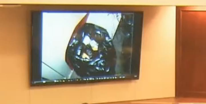 CEg8Si3XIAALR8Q.png:large