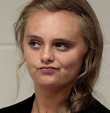 michelle-carter-369x381.jpg