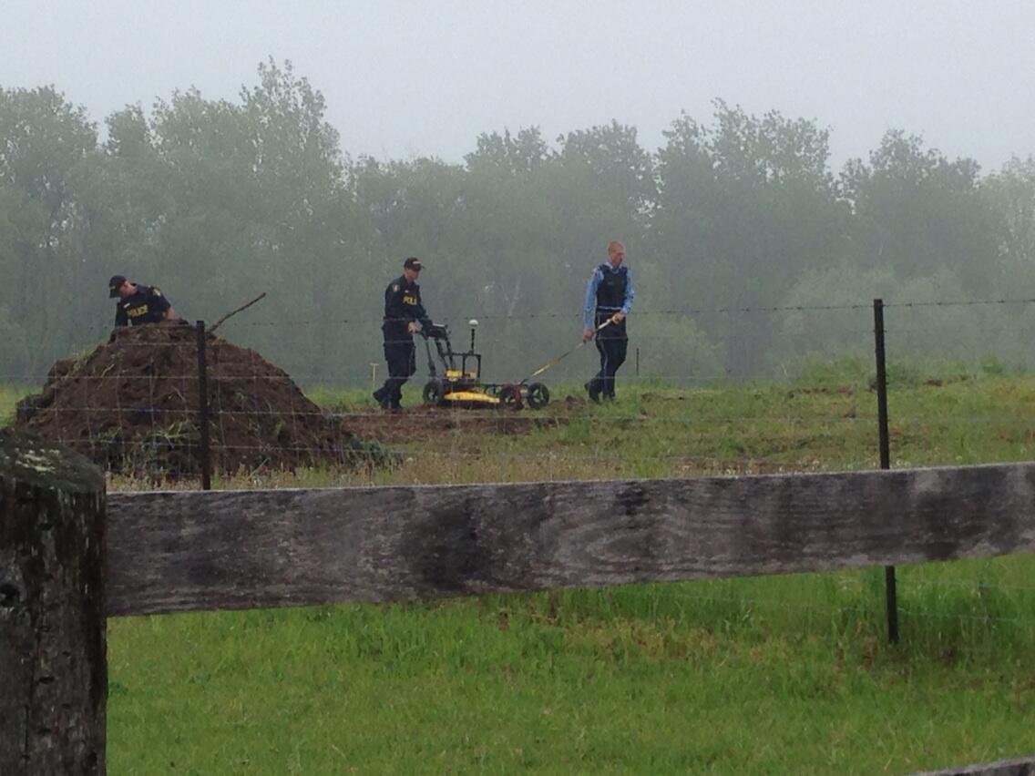 BLXrwXRCMAApLPL.jpg:large