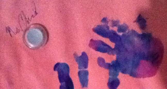 handsn.jpg