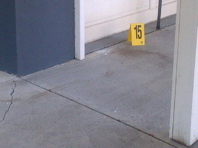 BrejSOECYAAyiGT.jpg:large