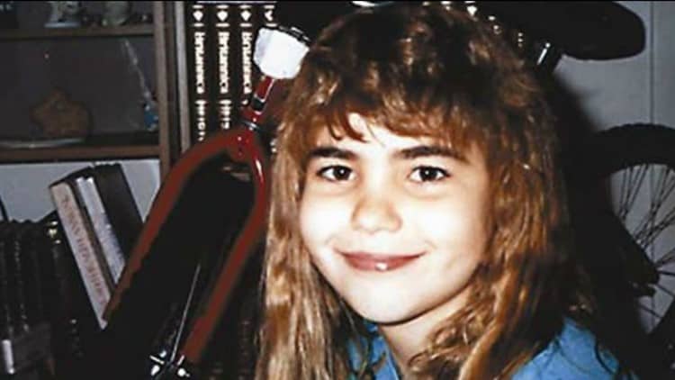  On February 19th, 1993, twelve-year-old Jennifer Renee Odom had just gotten home from school and stepped off her school bus around 3:00 PM, waving goodbye to her friends as the bus drove away.