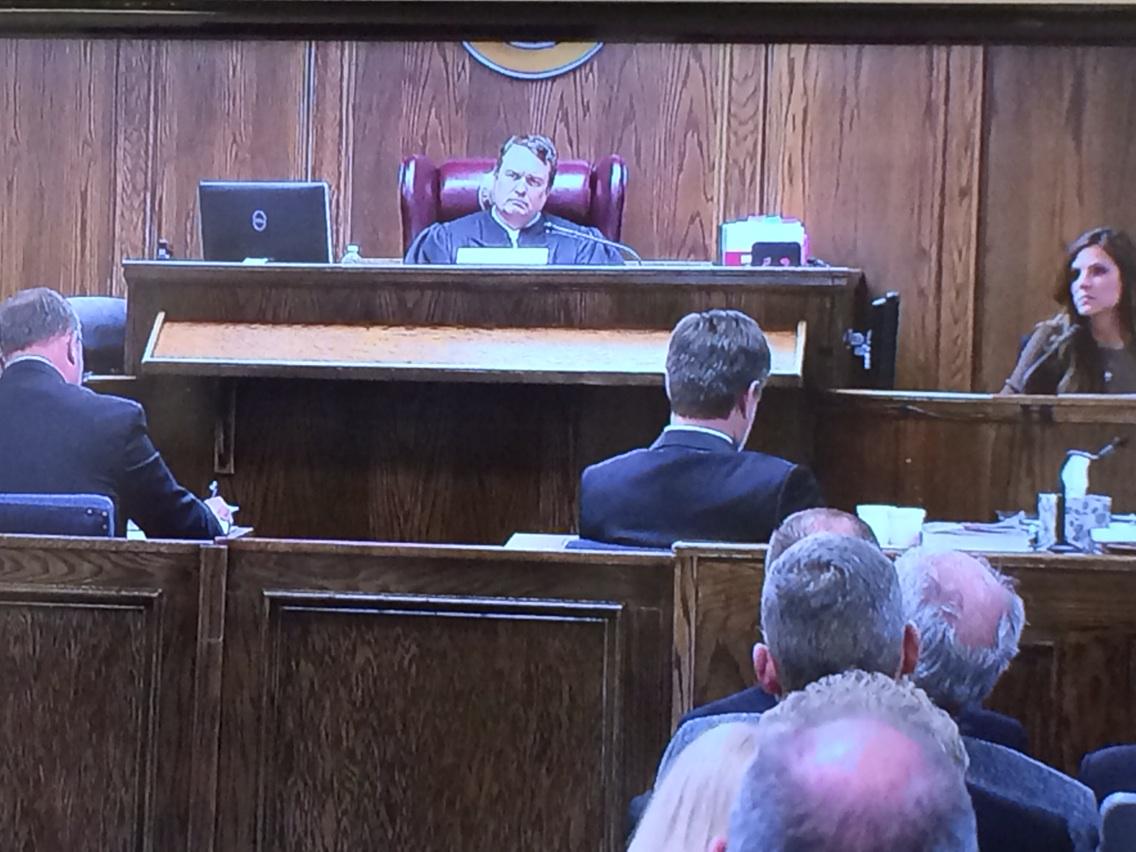 B9llgNUIUAEEDma.jpg:large