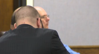 B9k5sE1IAAIP2V9.png:large