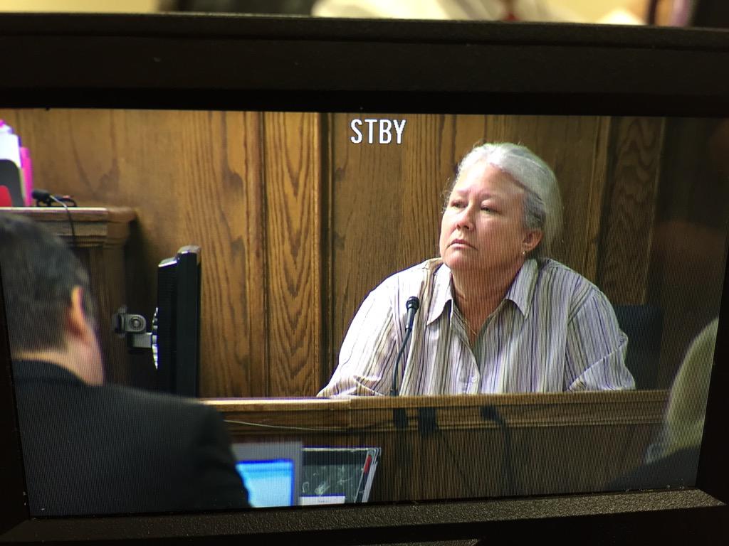 B-Is3N_CMAA2b8k.jpg:large